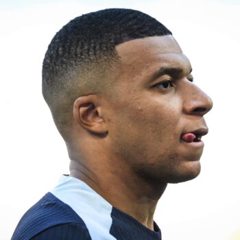 Kylian Mbappé : une relation sexuelle "consentie" selon lui, des textos au coeur de l'affaire