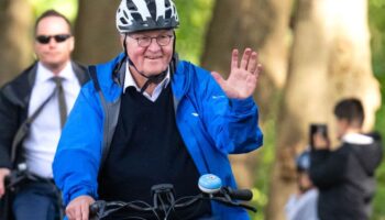 Bundespräsident unternahm bei seinem Besuch in Nordhorn auch eine kurze Radtour in die benachbarten Niederlande. (Archivfoto) Fo