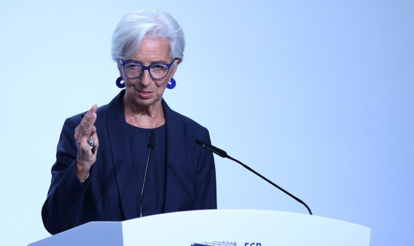 la présidente de la BCE, Christine Lagarde lors d'une conférence de presse, le 26 octobre 2023 à Athènes