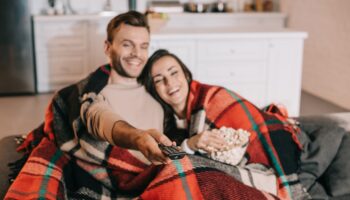 10 things to help you get cozy for fall movie nights