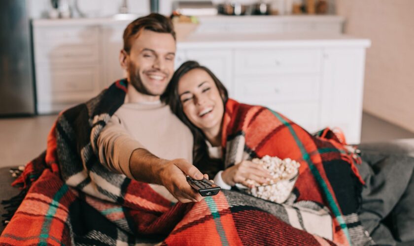 10 things to help you get cozy for fall movie nights