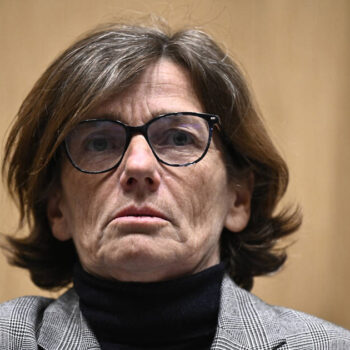 Cadeaux illicites : l’ex-ministre de la Santé, Agnès Firmin-Le Bodo, condamnée à une amende de 8 000 euros