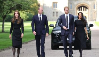 Real reason Kate Middleton didn't go to Balmoral while Harry fumed as Queen lay dying