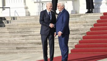 Berlin: Bundespräsident Steinmeier empfängt US-Präsident Biden