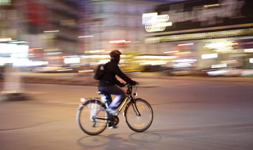 Cycliste écrasé par un automobiliste à Paris : ce que révèle l’enquête