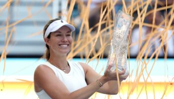 Danielle Collins postpones retirement from tennis