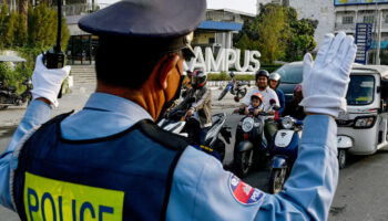 Le Cambodge fait la chasse aux policiers bedonnants