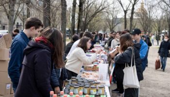 Alimentation, logement… A Paris, une nuit pour aider les étudiants à connaître leurs droits