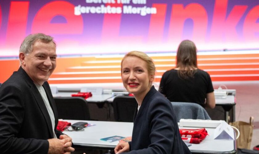 Streben an die Spitze der Linken: Ines Schwerdtner und Jan van Aken. Foto: Hendrik Schmidt/dpa