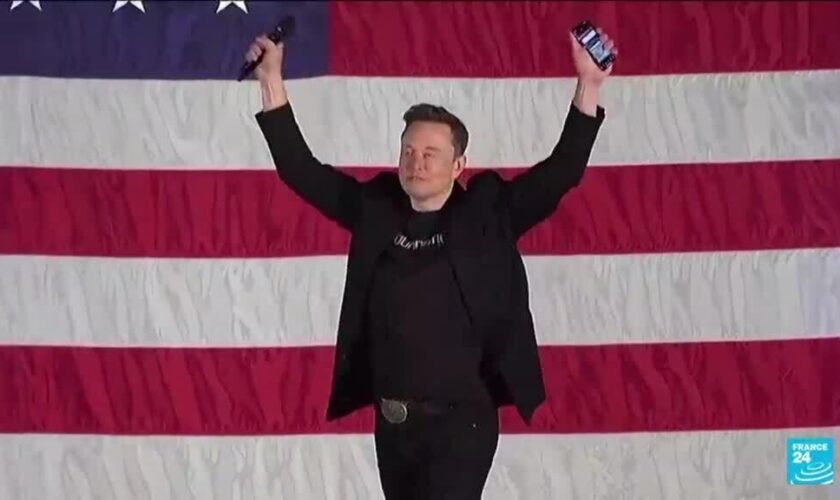 Présidentielle américaine : Elon Musk organise des réunions publiques pour soutenir Trump