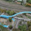 Über 365 Meter lang: 16 Millionen Euro: Radbrücke mit Heizfunktion in Tübingen eröffnet