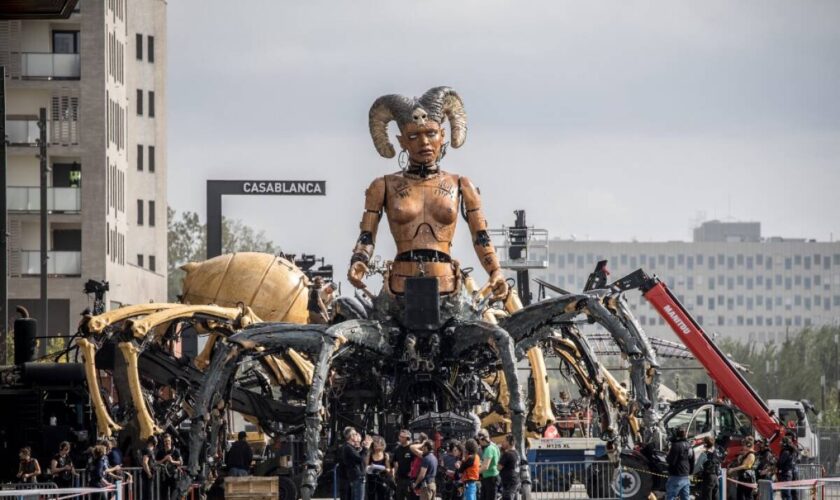 « La Porte des Ténèbres », le spectacle urbain qui choque les églises de Toulouse