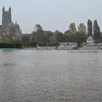 Shocking flood scenes as Storm Ashley sees River Severn burst banks