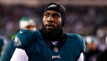 Jets, embattled star Haason Reddick finally agree to deal that will end months-long holdout: report