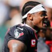 Texans' Stefon Diggs held back from numerous Packers during pregame warmups