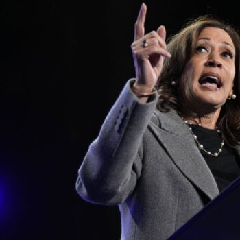 Traitée de « vice-présidente de merde » par Trump, Harris réplique