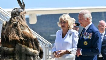 King Charles and Queen Camilla are greeted by Ngunnawal Elder Aunty Serena Williams. Pic: Saeed Khan/Pool Photo via AP