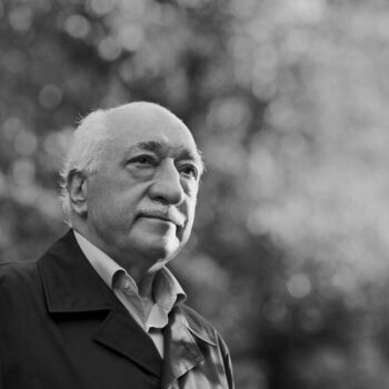 Le prédicateur turc Fethullah Gülen, farouche opposant à Recep Tayyip Erdogan, est mort