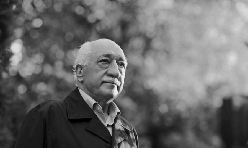 Le prédicateur turc Fethullah Gülen, farouche opposant à Recep Tayyip Erdogan, est mort