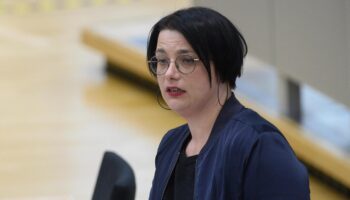 Sachsen-Anhalt: Linkenpolitikerin begründet Austritt mit Umgang mit Antisemitismus