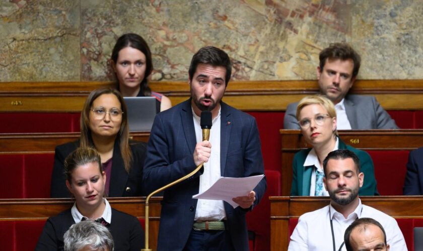 Le député insoumis Andy Kerbrat reconnaît avoir acheté de la drogue et va entamer un « protocole de soins »