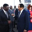 Le “Sphinx” Paul Biya fait son retour au Cameroun après cinquante jours d’absence