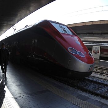 Sur les quais de la gare de Rome-Termini le 24 novembre 2011