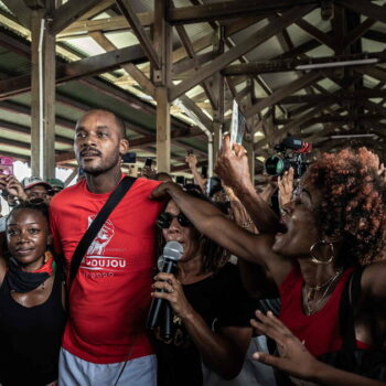 Martinique : de nouvelles tensions ont éclaté au nord-ouest de Fort-de-France