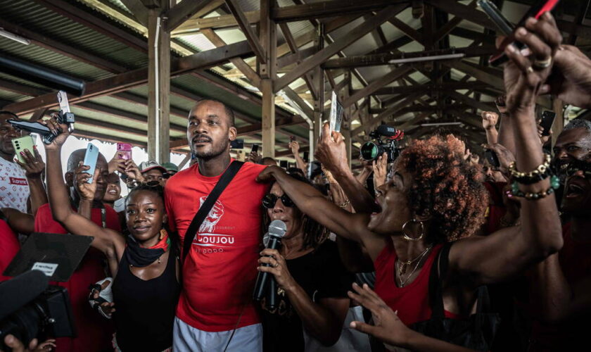 Martinique : de nouvelles tensions ont éclaté au nord-ouest de Fort-de-France