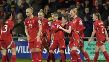 Female football pioneers ‘so proud’ if Wales reach Euro 2025 – Gloria O’Connell