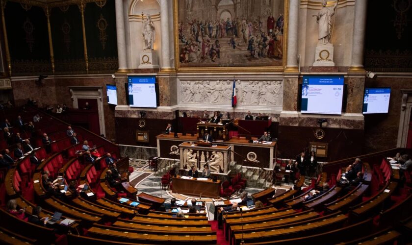 Budget 2025 : l’Assemblée élargit et pérennise la surtaxe sur les hauts revenus