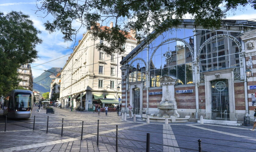 Adolescent tué par balles à Grenoble : les tireurs étaient à trottinette et préparés