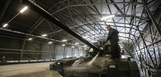 T-90-Panzer in der Ukraine: Russlands bizarres Panzer-Problem