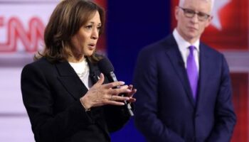 Wahlkampf in den USA: Kamala Harris hält Donald Trump für einen Faschisten