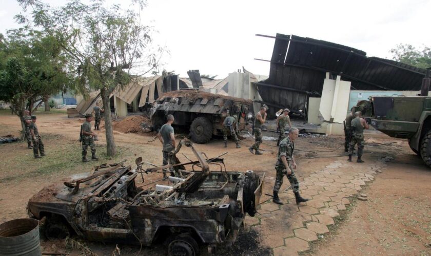 « Bouaké : hautes trahisons d’Etat » : une contre-enquête sur le bombardement des soldats français en Côte d’Ivoire