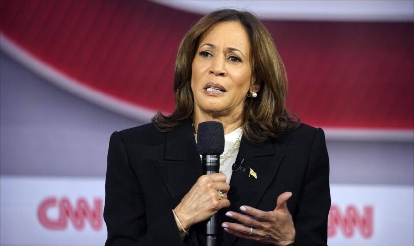 Présidentielle américaine : Donald Trump est-il un fasciste ? « Oui », répond Kamala Harris