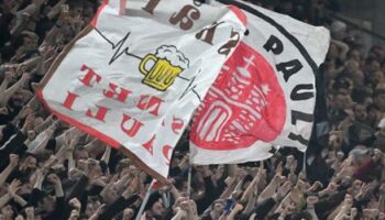 Fußball-Bundesliga: Fans des FC St. Pauli erheben schwere Vorwürfe gegen BVB-Ordner