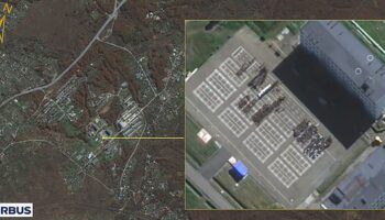 Image satellite d'Airbus Defence and Space diffusée le 18 octobre 2024 par le renseignement sud-coréen, montrant selon lui la base militaire russe d'Ussuriysk où des soldats nord-coréens sont rassemblés sur le terrain d'entraînement