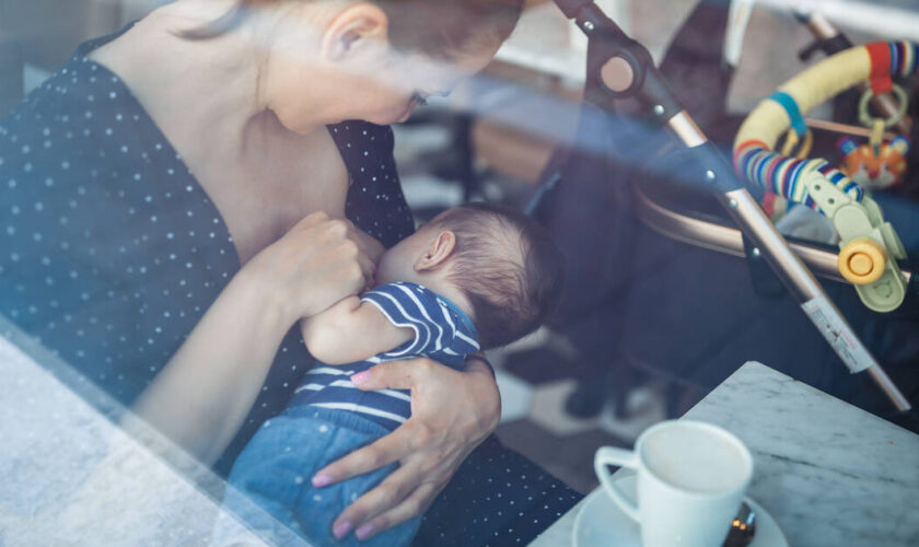 «Là, pause-lait» : une initiative inédite à Caen en faveur des femmes qui allaitent