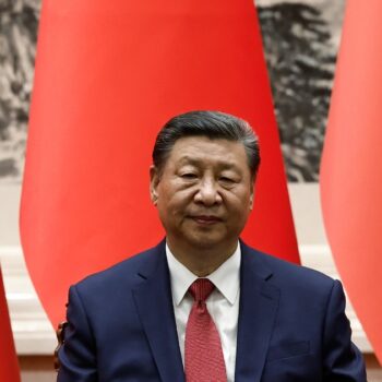 Le président chinois Xi Jinping assiste à une cérémonie au Grand Hall du Peuple à Pékin, le 31 mai 2024