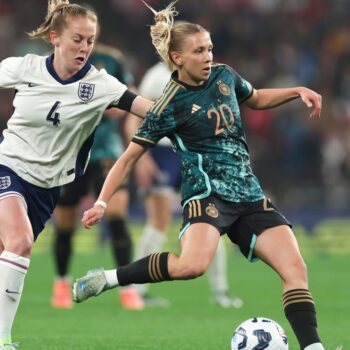 Länderspiel: DFB-Frauen gewinnen knapp gegen England