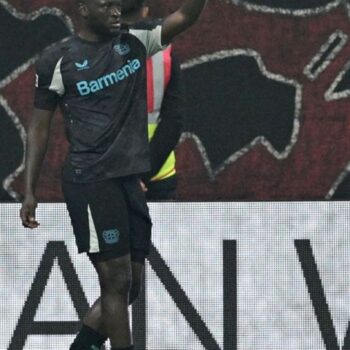 Victor Boniface trifft nach seiner Rückkehr für Leverkusen. Foto: Carmen Jaspersen/dpa