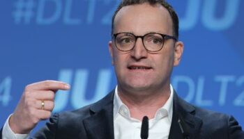 Jens Spahn zieht bei Aydan Özoğuz Vergleich zur Nazizeit