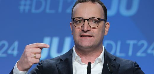 Jens Spahn zieht bei Aydan Özoğuz Vergleich zur Nazizeit