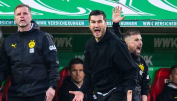 Dortmund-Trainer Nuri Sahin bei der Bundesliga-Partie gegen Augsburg