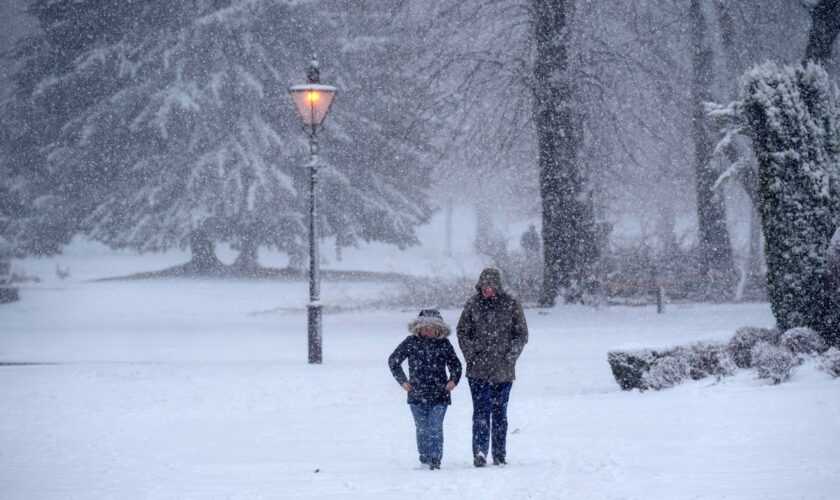 Met Office gives verdict on where snow could fall in UK in November