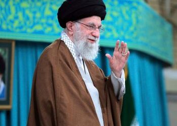 Israels Angriff auf Iran: Ali Khamenei mahnt überlegtes Handeln an