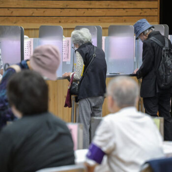 Au Japon, des législatives sous haute tension pour le Premier ministre Shigeru Ishiba