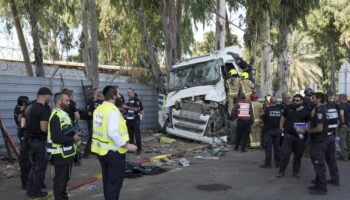 En Israël, un camion percute une station de bus, au moins 24 blessés