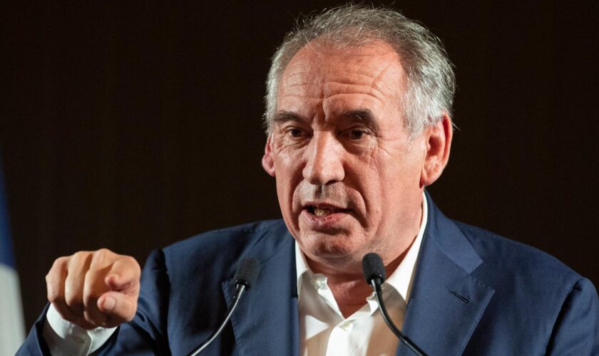 Sur le budget, Bayrou n’a pas de mot assez dur pour critiquer l’attitude des députés de son camp absents